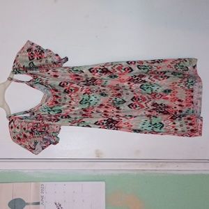 Women's cold shoulder top